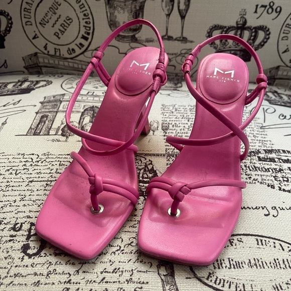 Marc Fisher Mlgadella Sandals - Picture 2 of 5
